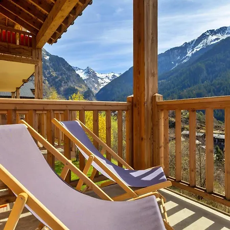Ours 3* - 6 Pers - & Piscine - Balcon Et Vue 펜션 *