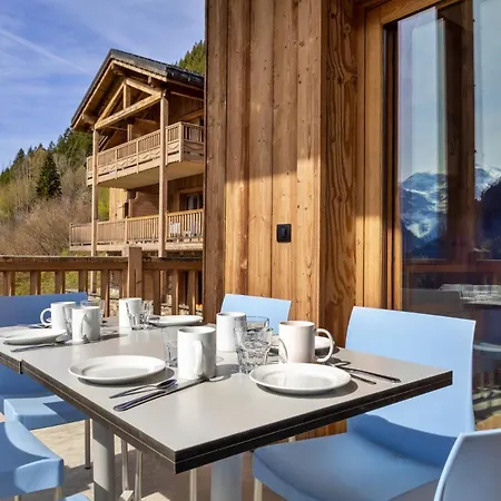Ours - Vue Montagne Piscine Et Hébergement de vacances La Plagne